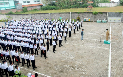 PELAKSANAAN PENUMBUHAN BUDI PEKERTI OLEH PENDIDIK DAN TENAGA KEPENDIDIKAN DI SMK NU LASEM